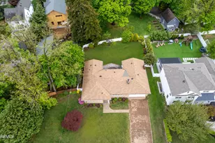 52 SilverWhite Rd, Little Silver, NJ 07739 - Photo 3