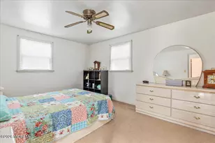 2 Michael Ln, Freehold, NJ 07728 - Photo 9