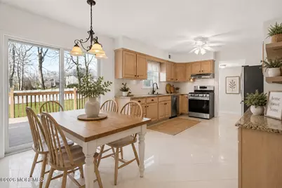 3 Manalapan Woods Drive, Manalapan Township, NJ 07726 - Photo 11