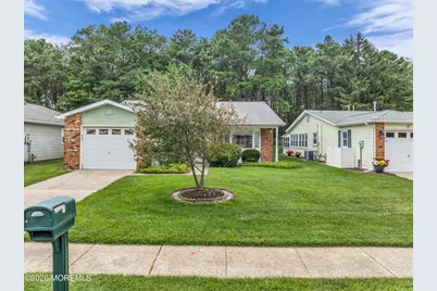 51 Regent Circle, Brick, NJ 08723 - Photo 3