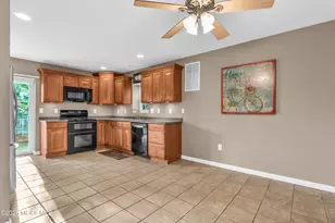 23 Oakland Mills Rd, Manalapan Township, NJ 07726 - Photo 9