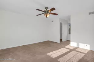 23 Oakland Mills Rd, Manalapan Township, NJ 07726 - Photo 15