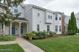 321 Tulip Ln, Freehold, NJ 07728 - Photo 3