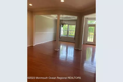 31 Oak Leaf Lane, Tinton Falls, NJ 07712 - Photo 11