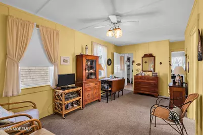 4 Bowling Green, Point Pleasant Beach, NJ 08742 - Photo 7