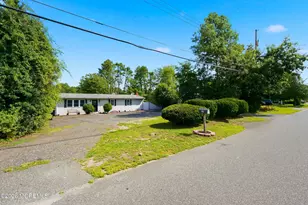 29 Sepulga Dr, Browns Mills, NJ 08015 - Photo 3