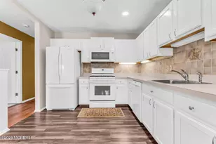 164 Tennis Ct, Wall Township, NJ 07719 - Photo 11