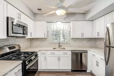 8 Colonial Court, Jackson, NJ 08527 - Photo 11