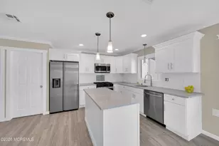 170 Everest Dr S, Brick, NJ 08724 - Photo 3