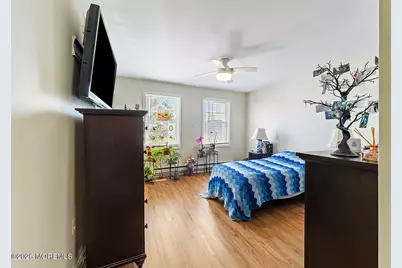 145 C Parkway Drive, Freehold, NJ 07728 - Photo 11