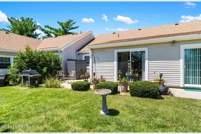 145 C Parkway Drive, Freehold, NJ 07728 - Photo 15