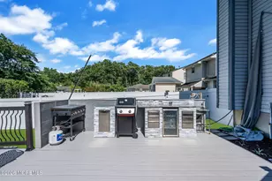 8 West Ave, Old Bridge Township, NJ 08857 - Photo 67