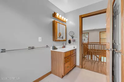 8 West Avenue, Old Bridge Township, NJ 08857 - Photo 27