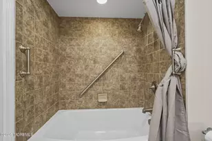 78 Overlook Way, Manalapan Township, NJ 07726 - Photo 23