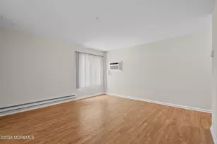 78 Overlook Way, Manalapan Township, NJ 07726 - Photo 11