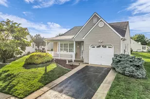 7 Tarworth Ct, Toms River Township, NJ 08757 - Photo 3