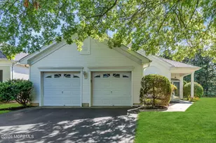 27 Bellflower Dr, Lakewood, NJ 08701 - Photo 1