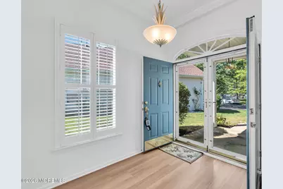 27 Bellflower Drive, Lakewood, NJ 08701 - Photo 19