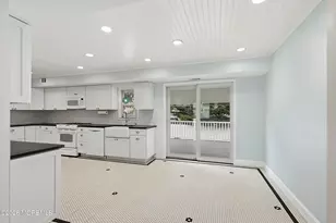 126 Linnea Ln, Brick, NJ 08724 - Photo 7