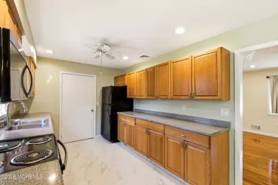 1200 Lawrence Avenue, Toms River Township, NJ 08757 - Photo 15