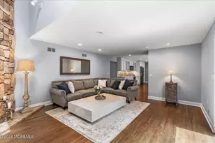 16 Sherwood Ct, Holmdel, NJ 07733 - Photo 19
