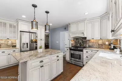 16 Sherwood Court, Holmdel, NJ 07733 - Photo 13