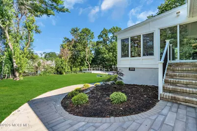 10 Sunrise Circle, Holmdel, NJ 07733 - Photo 29