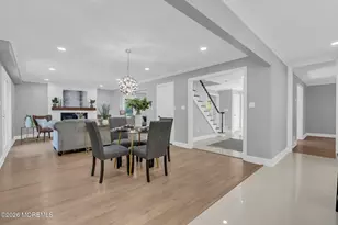 10 Sunrise Cir, Holmdel, NJ 07733 - Photo 7