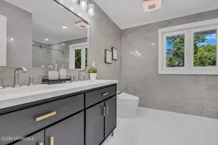 10 Sunrise Cir, Holmdel, NJ 07733 - Photo 21