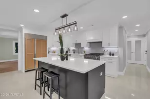 10 Sunrise Cir, Holmdel, NJ 07733 - Photo 9