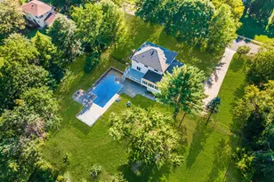 10 Sunrise Cir, Holmdel, NJ 07733 - Photo 35
