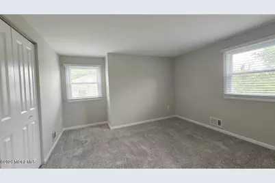 1032 Valley Stream Road, Toms River Township, NJ 08753 - Photo 11