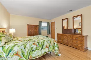 627 S Riverside Dr, Neptune Township, NJ 07753 - Photo 29