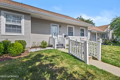 139 Wein Market #C, Freehold, NJ 07728 - Photo 3