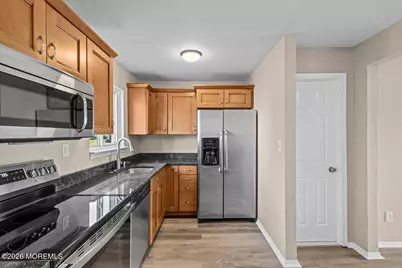 8 Primrose Lane, Brick, NJ 08724 - Photo 5