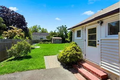 16 White Street, Shrewsbury, NJ 07702 - Photo 5