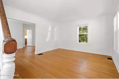 16 White Street, Shrewsbury, NJ 07702 - Photo 9