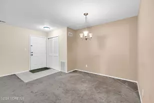 366 Sequoia Ct, Howell Township, NJ 07731 - Photo 11