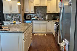 112 Pilatus Platz, Freehold, NJ 07728 - Photo 5