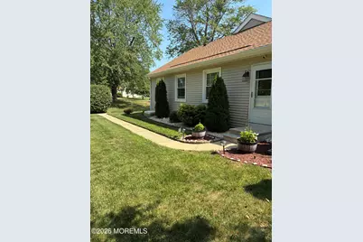 112 Pilatus Platz #D, Freehold, NJ 07728 - Photo 11