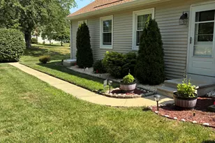 112 Pilatus Platz, Freehold, NJ 07728 - Photo 11