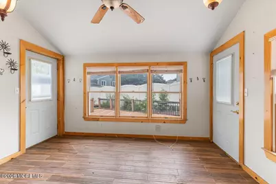 20 Eisele Avenue, Ocean, NJ 07712 - Photo 17