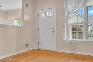 11 Deer Chase Ln, Lakewood, NJ 08701 - Photo 9