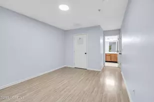 38 Oxford Ct, Englishtown, NJ 07726 - Photo 9