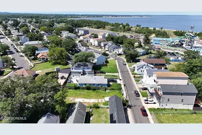 38 Seabreeze Way, Keansburg, NJ 07734 - Photo 5