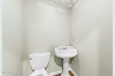 188 E Bergen Place, Red Bank, NJ 07701 - Photo 39