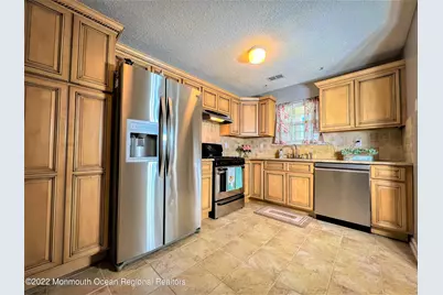 313 Tulip Lane, Freehold, NJ 07728 - Photo 11