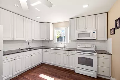 6A Carnation Drive, Lakewood, NJ 08701 - Photo 13