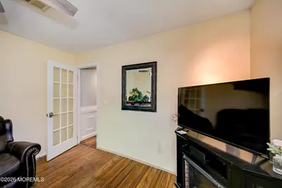 6 Jefferson Court, Freehold, NJ 07728 - Photo 19
