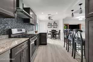 935 Gloucester Dr, Toms River Township, NJ 08753 - Photo 9